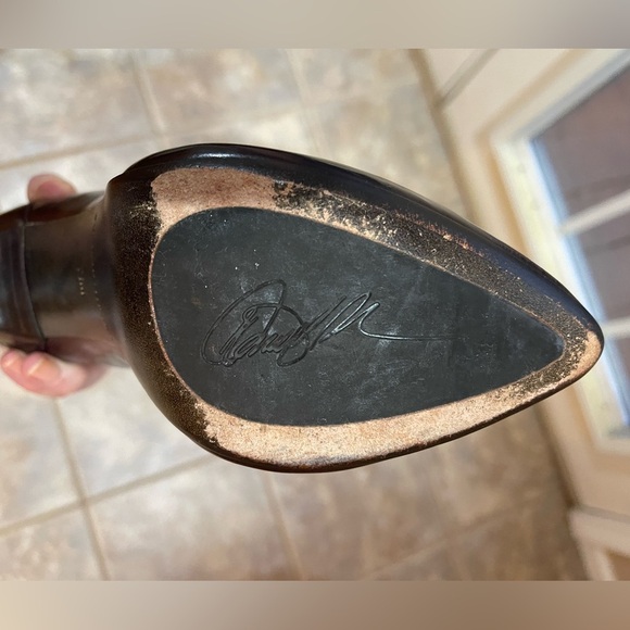 Donald J Pliner Shoes in excellent condition size 7 1/2 M - Picture 5 of 14